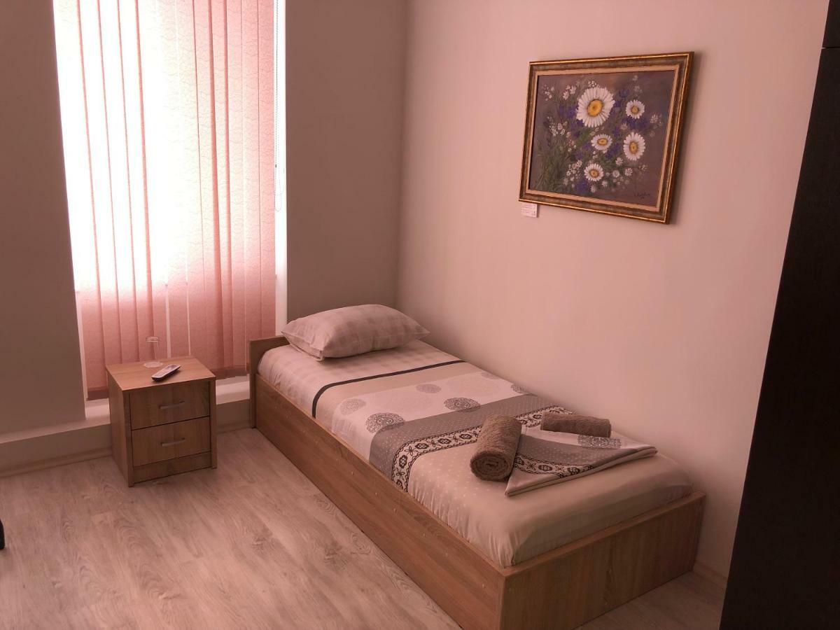 Guest Rooms Opera Plovdiv Eksteriør bilde
