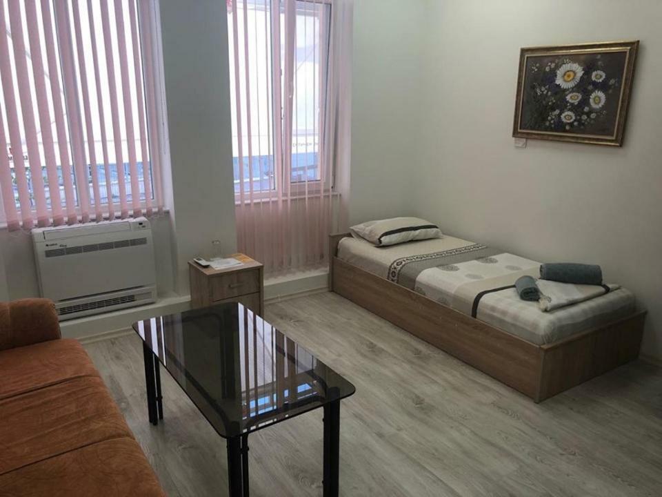 Guest Rooms Opera Plovdiv Eksteriør bilde