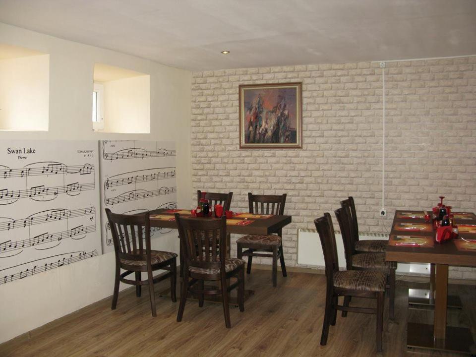 Guest Rooms Opera Plovdiv Eksteriør bilde